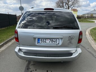 Chrysler Voyager 2.5 CRD 105kw +Najeto 235TKM+7MÍST - 6