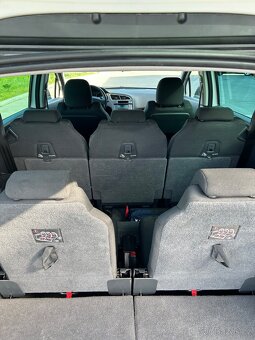 Peugeot 5008 1,6 eHDi, r.v. 2014,7 míst, AUTOMAT, tažné zař. - 6
