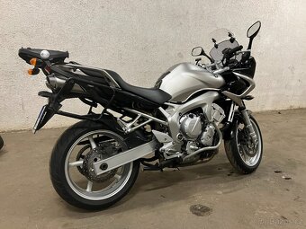Yamaha FZ6 FAZER - 6
