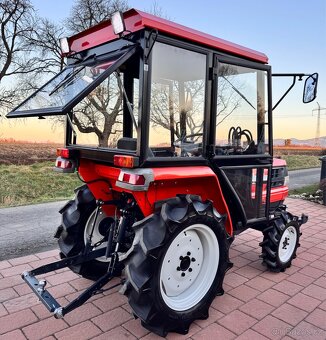 Japonský traktor KUBOTA GL 23 Diesel 3 válec, 23HP - 6