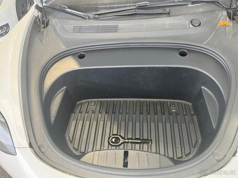 Tesla 3 Performance 2021 Refresh, tepelné čerpadlo Odpočet - 6