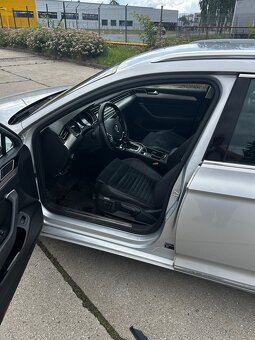 VW passat kombi 2.0tdi 4motion - 6
