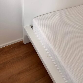 Postel Ikea Malm 140 x 200 - 6