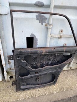 Zadní dveře na auto Lada - 6