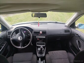 Golf IV 1.6 - 6