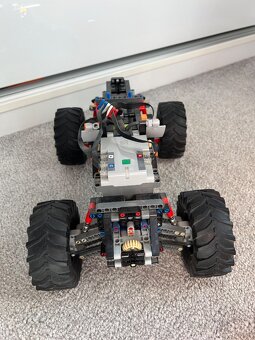 LEGO TECHNIC RC EXTRÉMNÍ TERÉŇÁK 4×4 - 6