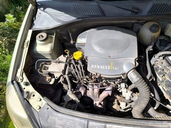 RENAULT THALIA 1.4 - 6