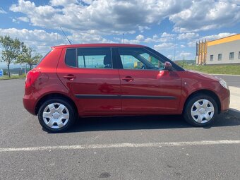 Škoda Fabia 2 - 6