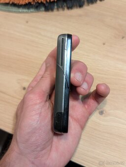 Nokia 8600 Luna - 6