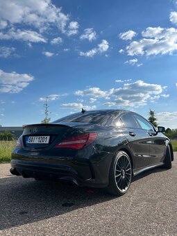 Mercedes-Benz CLA45 AMG - 6