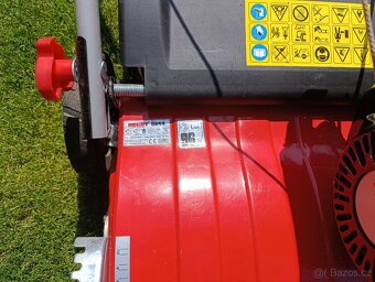 Vertikutator/ provzdušňovač HECHT - 6