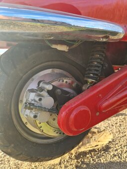 Elektroskůtr bez baterie - 6