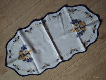Vánoční ubrusy a dečky modro/žluté - 6