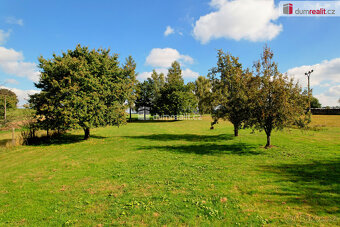 K prodeji, stavební pozemek o výměře 1.025 m2, Psárov, okr.  - 6