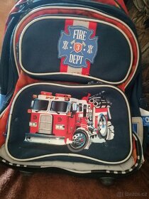 Prodám školní batoh. - 6