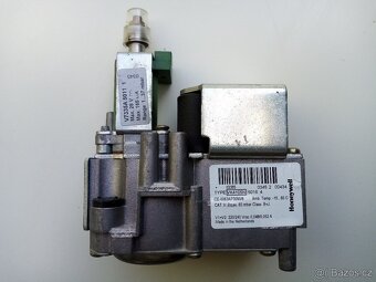 Zapalovací automatika, plynová armatura VIADRUS a DAKON - 6