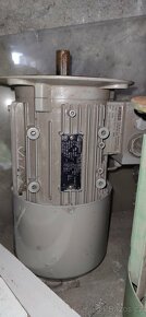 Prodam 4x 3f elektromotor - 6