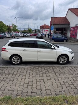 Peugeot 308 kombi 1.2 Pure Tech, 81 Kw, koupeno v ČR - 6