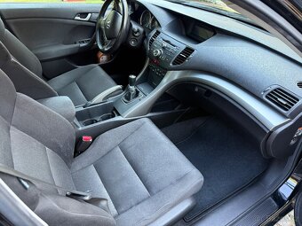 Honda Accord 2.2 i-DTEC Executive 6MT, Diesel 110 kW 160Tkm - 6