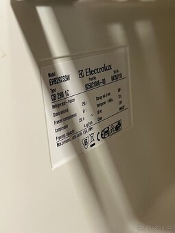 Lednice s mrazákem Elekrorlux - 6