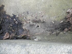 Velká stará kamenná žulová stírka kaménka napaječka koryto k - 6