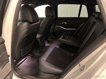BMW 330D 210kW M-PAKET 4x4 LASER H/K ACC HUD CZ DPH TAŽNÉ - 6