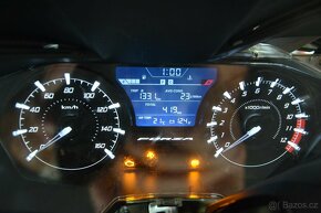 Honda Forza 125, 419km, nové v ČR, havarované - 6
