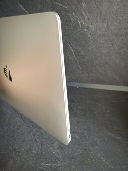 Macbook Air 2020 Na díly - 6
