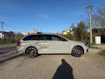 Octavia combi 3 rs 2.0 tdi 135 kw bixenon - 6