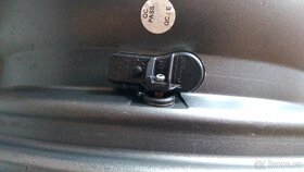 alu disky DEZENT TTDK 15", 5x114,3 s čidly kontroly tlaku - 6