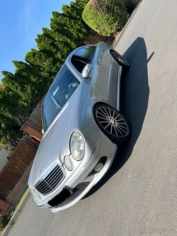 Mercedes benz E55 AMG V8 Kompresor 350kw. - 6