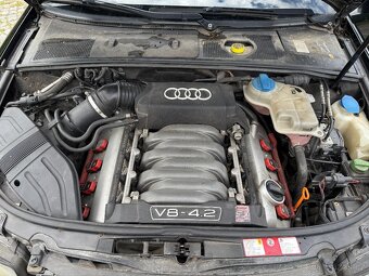 AUDI S4 SEDAN 4.2 V8 253KW,2004,RECARO,XENON, odpočet Dph - 6