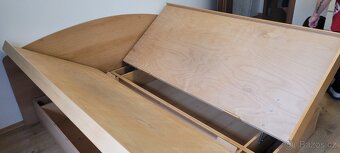 Prodám manželskou postel s úložným prostorem - 6