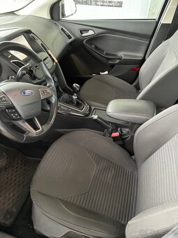 Ford Focus 1.5 TDCI - 6