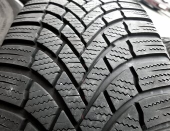 Sada nebo 2ks letních pneu 215/65 R17: - 6