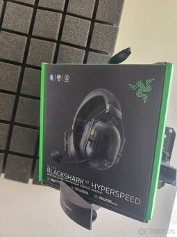 Sluchátka razer blackshark v2 - 6