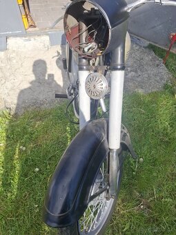 Jawa /CZ 150/352 - 6