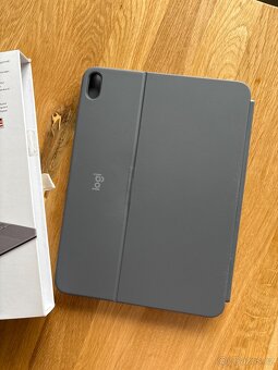 Logitech Combo Touch pro iPad Air 11" (M2/5.gen) – nový - 6