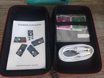 Handheld konzole R36Max (+22000 her) bílá a černá 128GB - 6