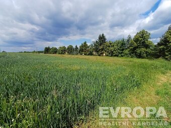 Prodej pozemku s rozlohou 1073 m2, Okrouhlo, okres Praha-záp - 6