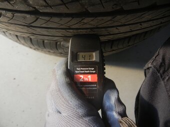 Letní pneu Michelin 215/70R16 - možnost přezutí - 6