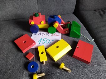 had, krokodýl, letadlo, kůň, žába, myš,hlavolam,mašina, bagr - 6