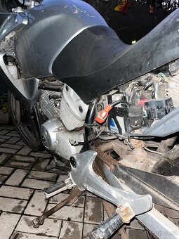 Honda Varadero 125 - 6