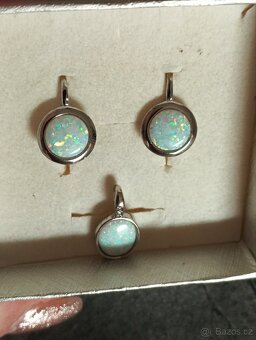 Stříbrné náušnice a přívěsek s opálem - 6