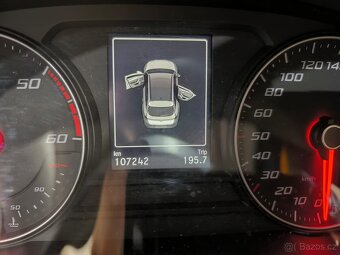 SEAT LEON 2,0 TDI - 6