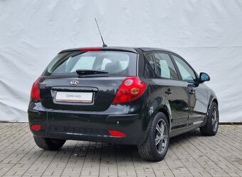 Kia Ceed 1.4i 80kW 2007 Hatchback 2.majitel 116 980 km - 6