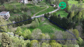 Rovinatá stavební parcela cca 350 m2 s rozlehlou... - 6