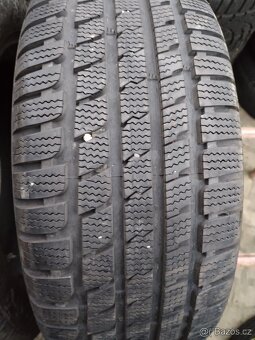 235/55/17 zimni pneu KUMHO 235/55 R17 - 6