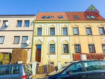 Bytový dům, celková plocha 292 m2, 3x byt, půda, zahrada o r - 6