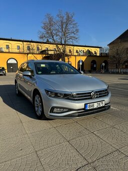 Volkswagen Passat b8 highline 2.0 tdi 140kw dsg - 6